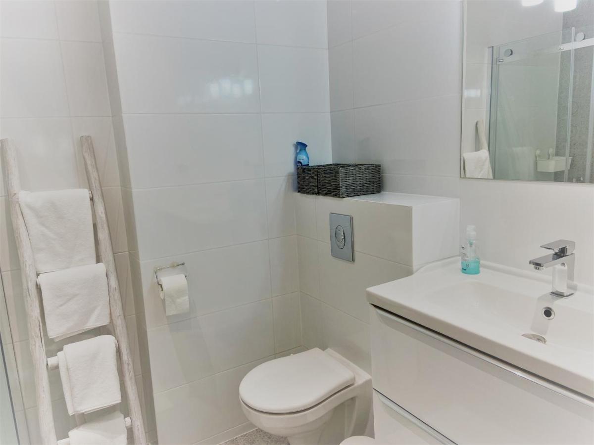 Apartament Pod Czerwona Jarzebina Apartment Kolobrzeg Luaran gambar